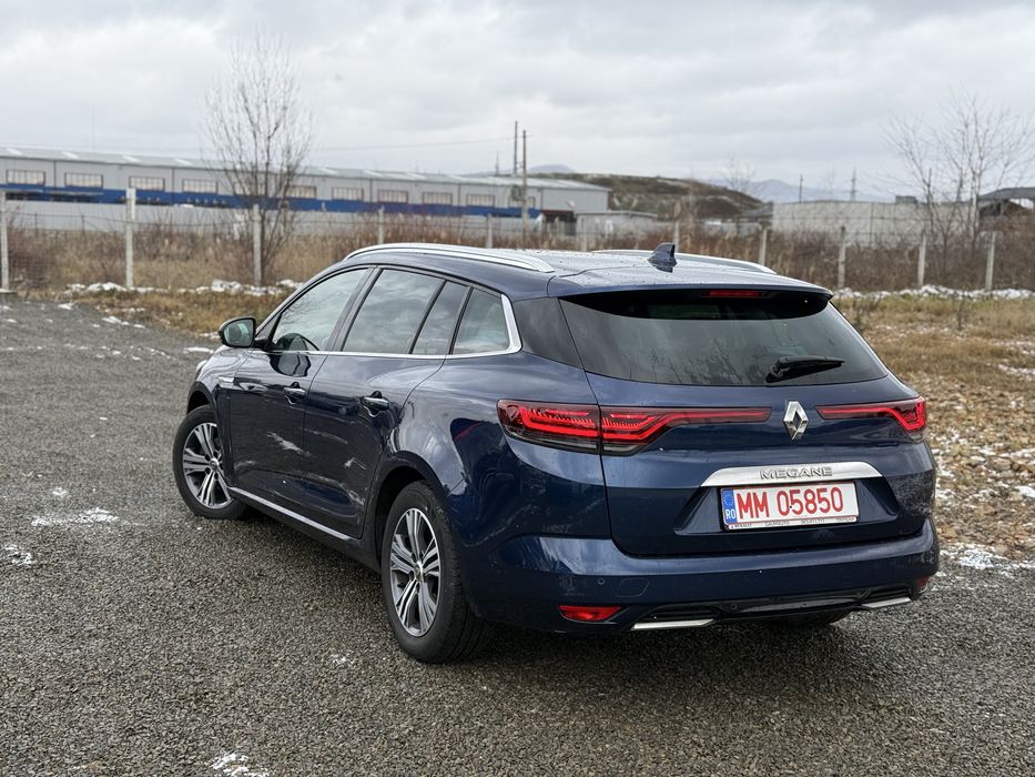 Renault Megane facelift /Navi mare/ Full Led /head up display/Camera