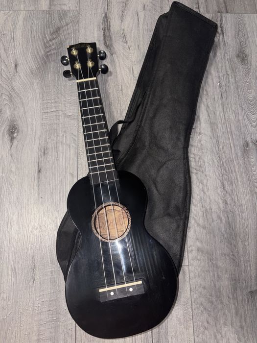 Ukulele Mahalo negru