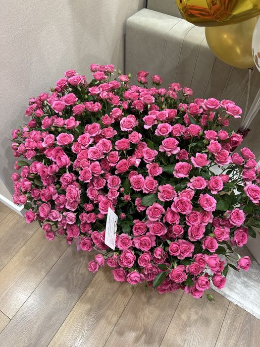 Цветы кустовые розы
