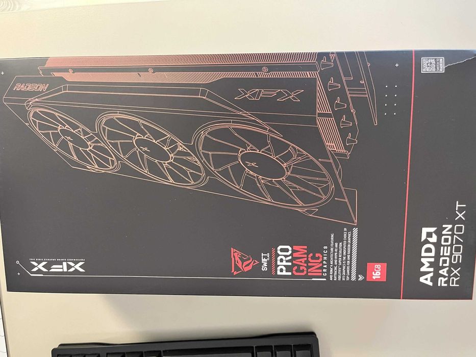 Placa video Radeon RX 9070 XT Swift 16GB