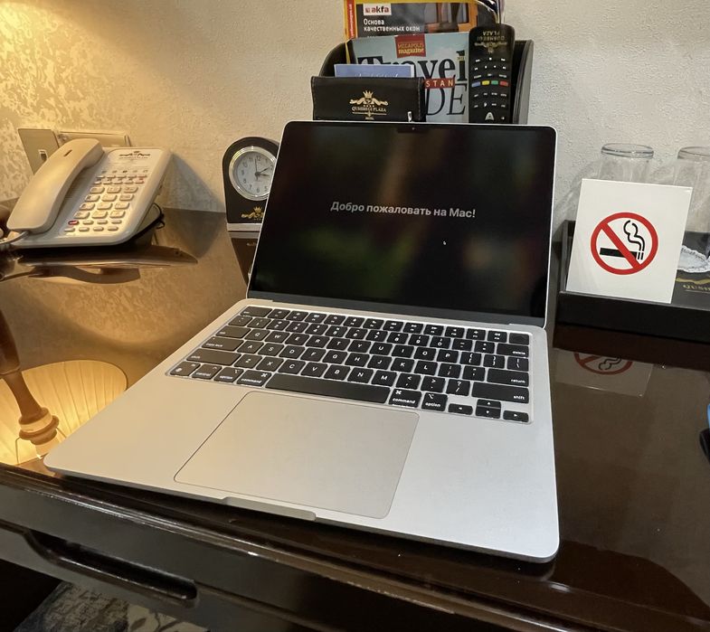 MacBook Apple M3, 16GB RAM, 512GB SSD, полный комплект