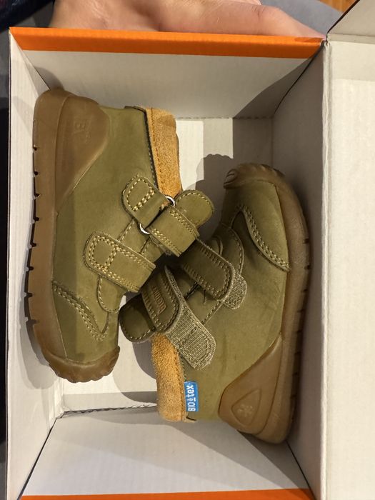 Обувки Biomecanics номер 22