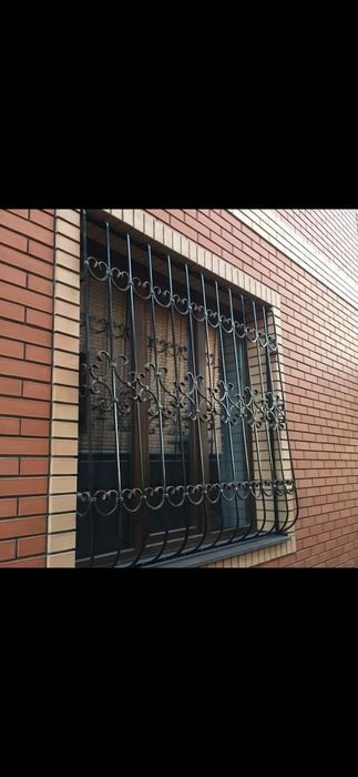 Решетки на окна металлические