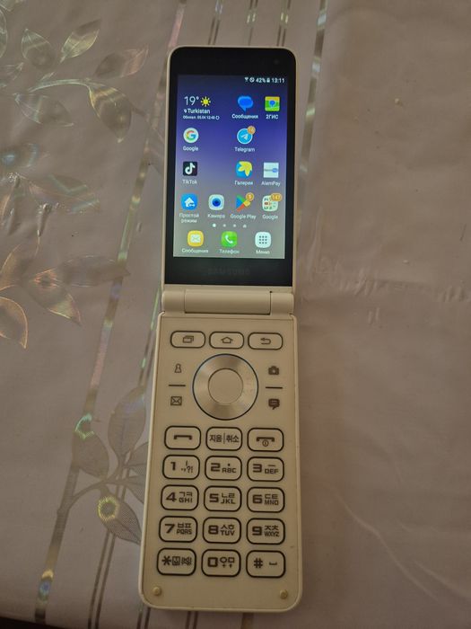 Самсунг Galaxy Folder2
