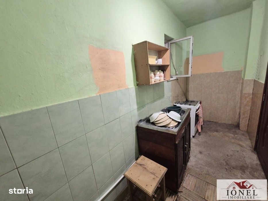 Vanzare casa in Metes