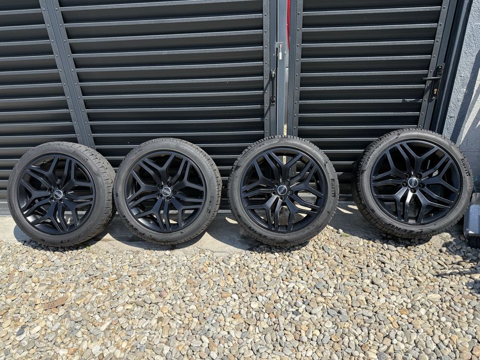 Set jante aliaj originale R20 Range Rover Evoque 2 Pirelli 245/45/20