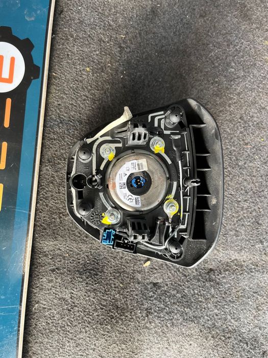 Бег еърбег аирбег Peugeot 2008