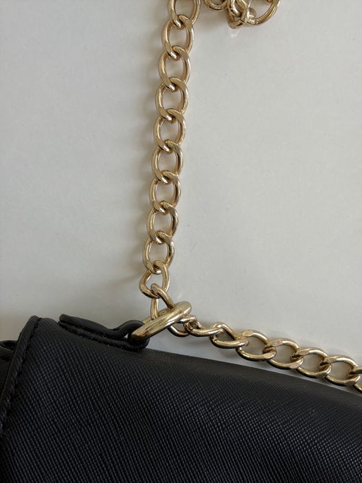 Продам мини-сумочку Guess оригинал