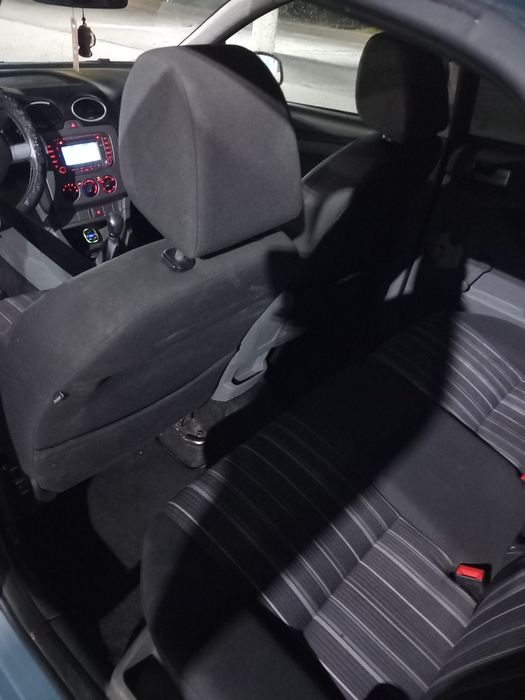 FORD Focus 2010 — imagine 5