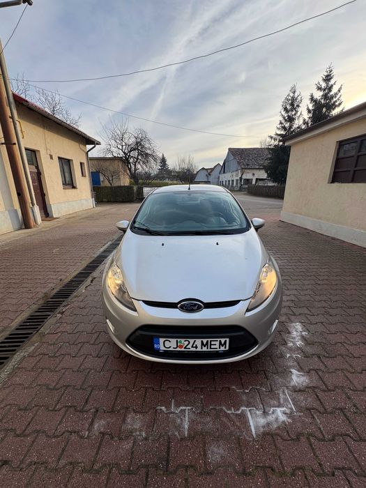 Proprietar vând Ford Fiesta 2012, 102.000 km reali
