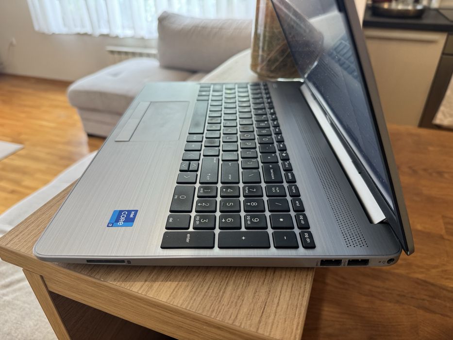 Лаптоп HP 250 G8 i7 Win11 Pro