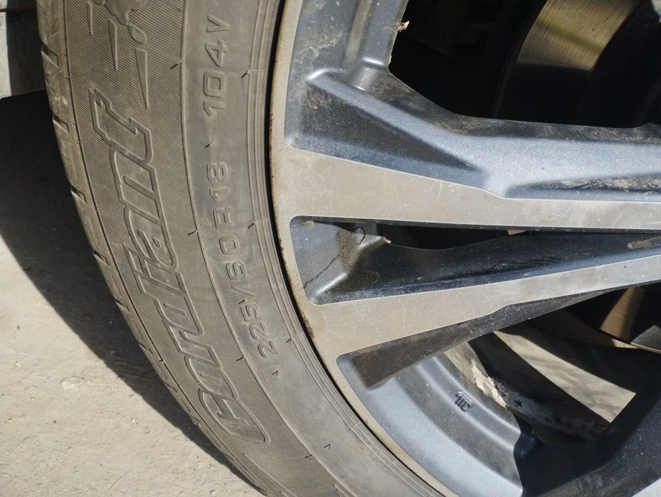 Продам шины почти новые