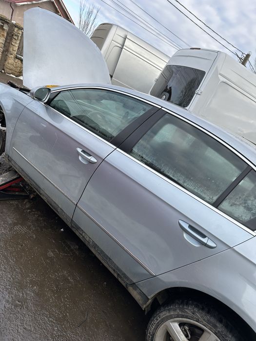 Portiera usa stanga spate Volkswagen Vw Passat B6 berlina albastra