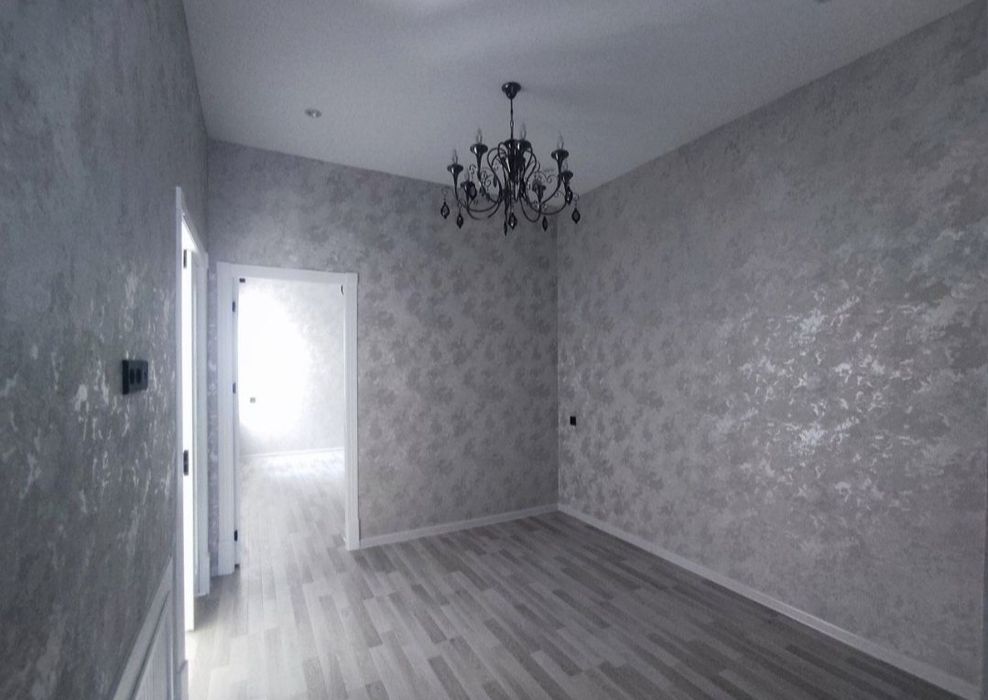 Bardankolda uy sotiladi 2 sotix 4 xona+xol padval