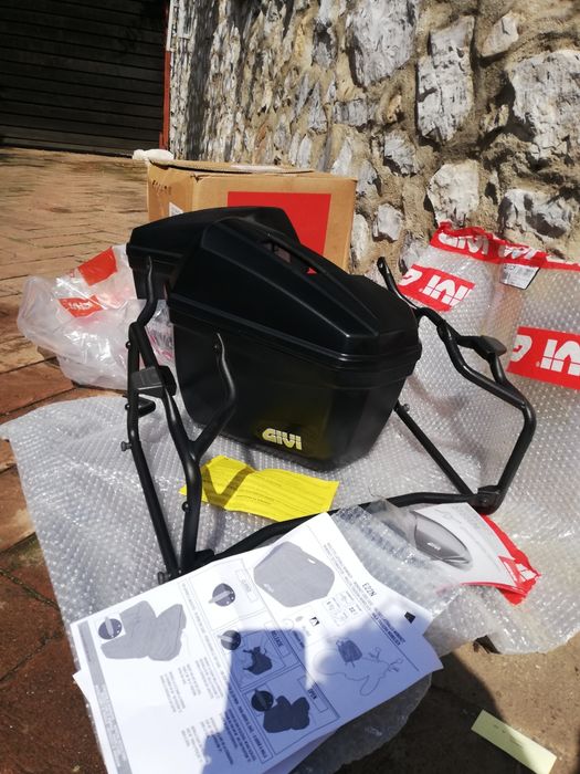 Suport  Givi E22N
