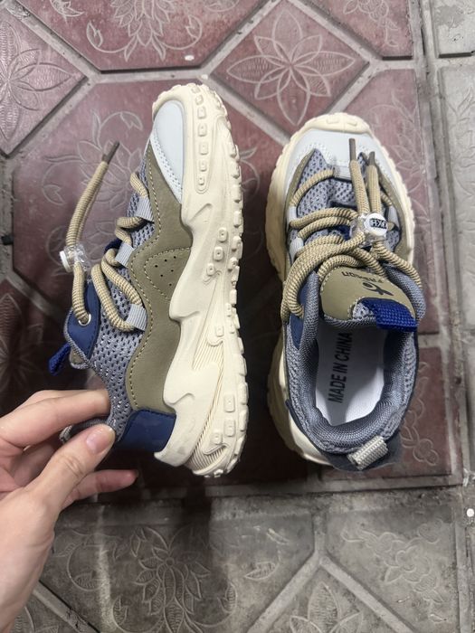 Новые кросовки для мальчика