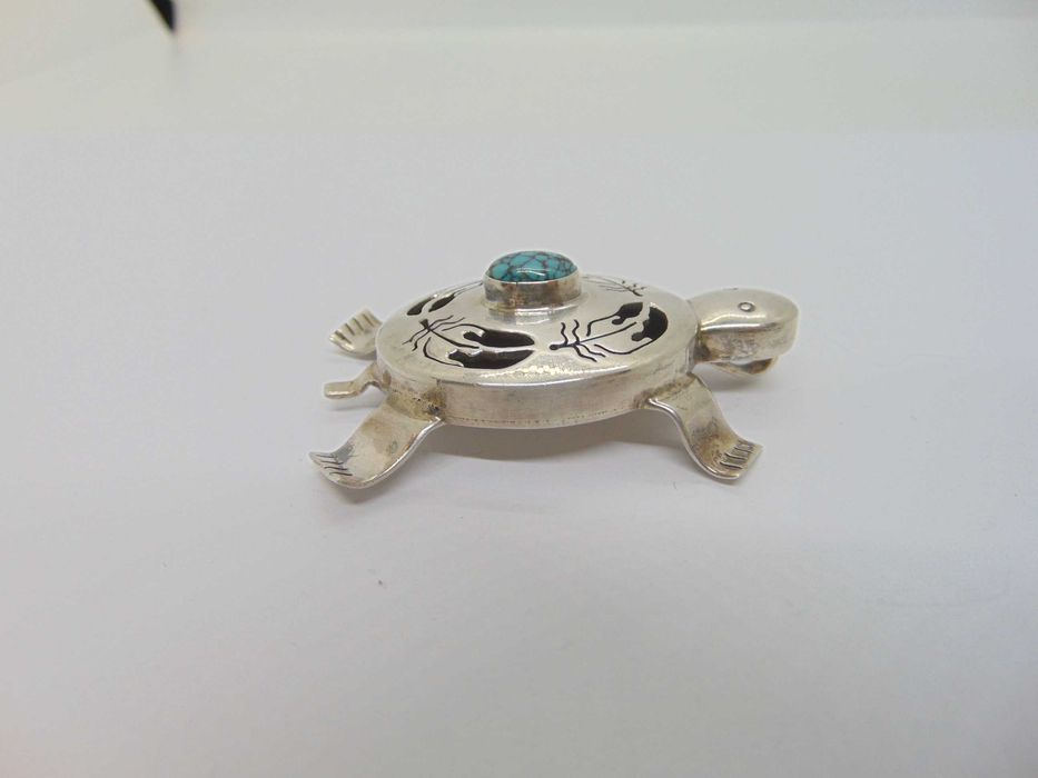 Brosa pandantiv broasca testoasa navajo din argint Bennie Ration