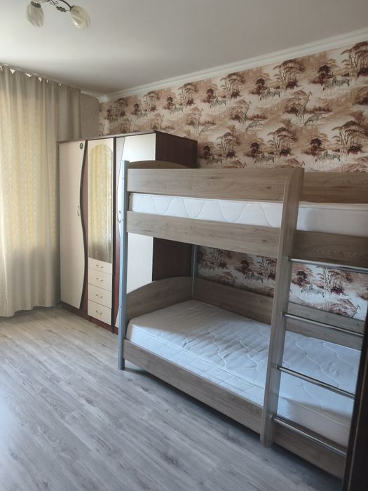 Продам двухярустную кровать
