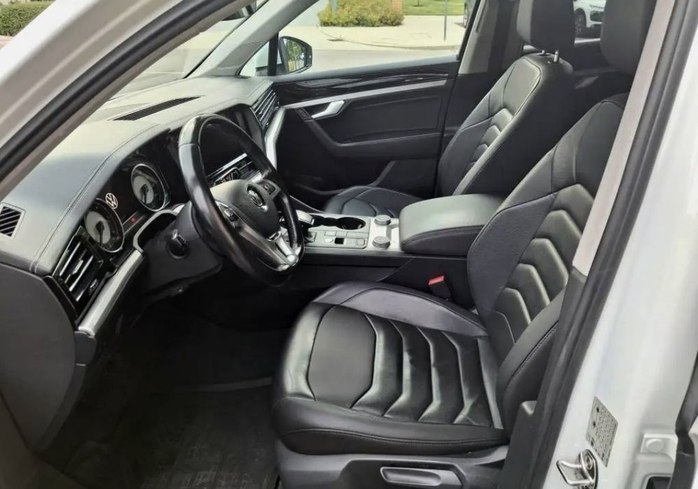 Vw Toureg 3.0TDI 231k.s 2020g.