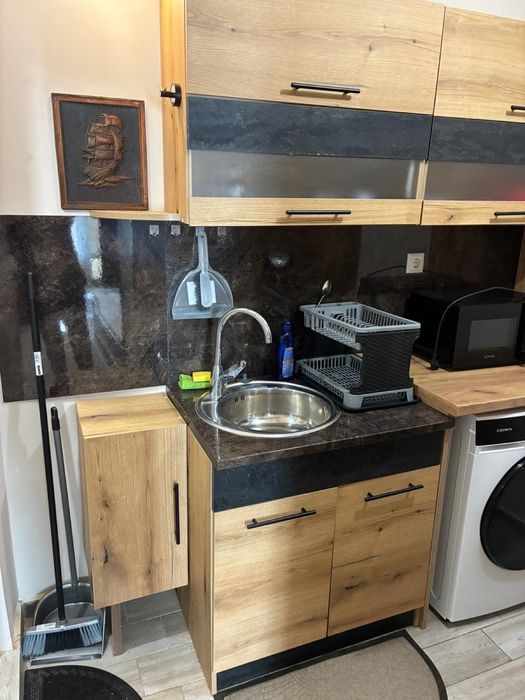 Дава се под наем Едностаен апартамент в Варна, Спортна зала - 27 кв.м за 348.84 € - Снимка #11