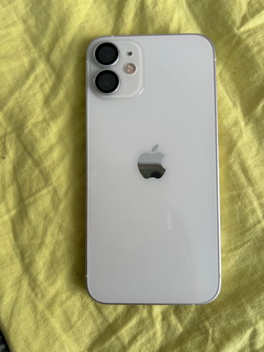 iPhone 12 mini (в гаранция)