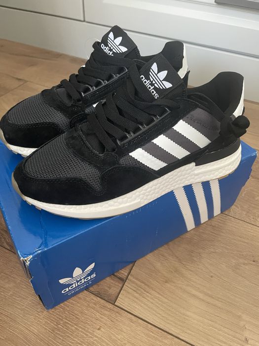 Кроссовки Адидас