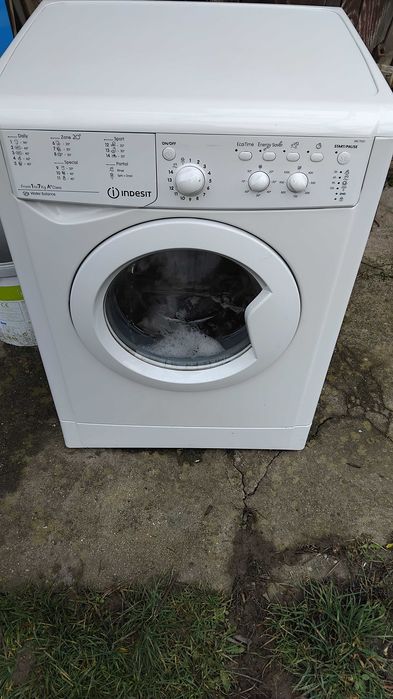 Пералня Indesit 7kg