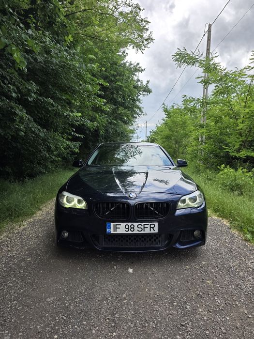 BMW Seria 5 F11 520d