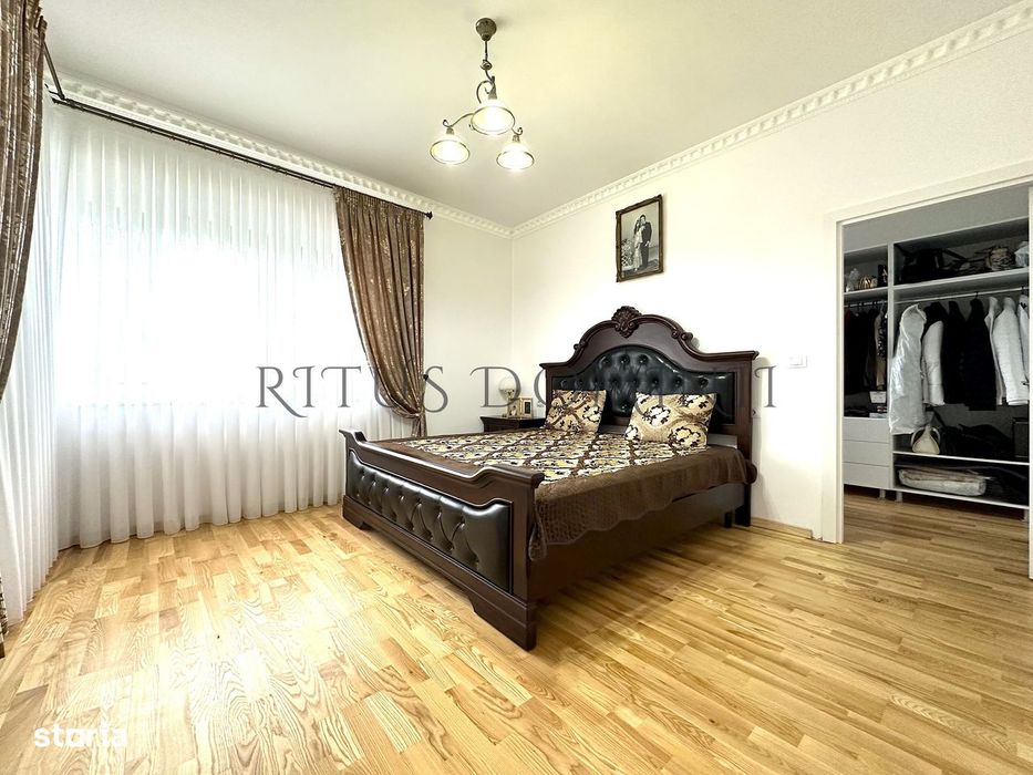 Vilă Spectaculoasă cu Piscină Privată, Dealuri Oradea, 460mp