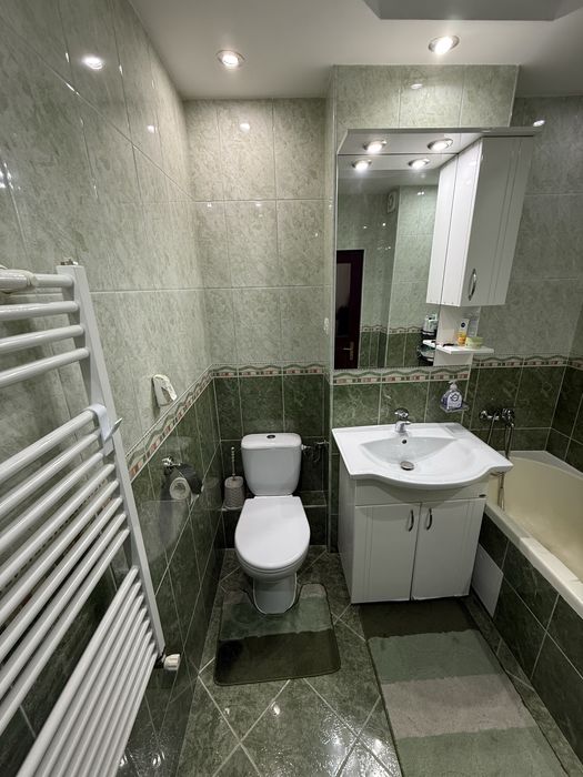 Apartament doua camere de vanzare