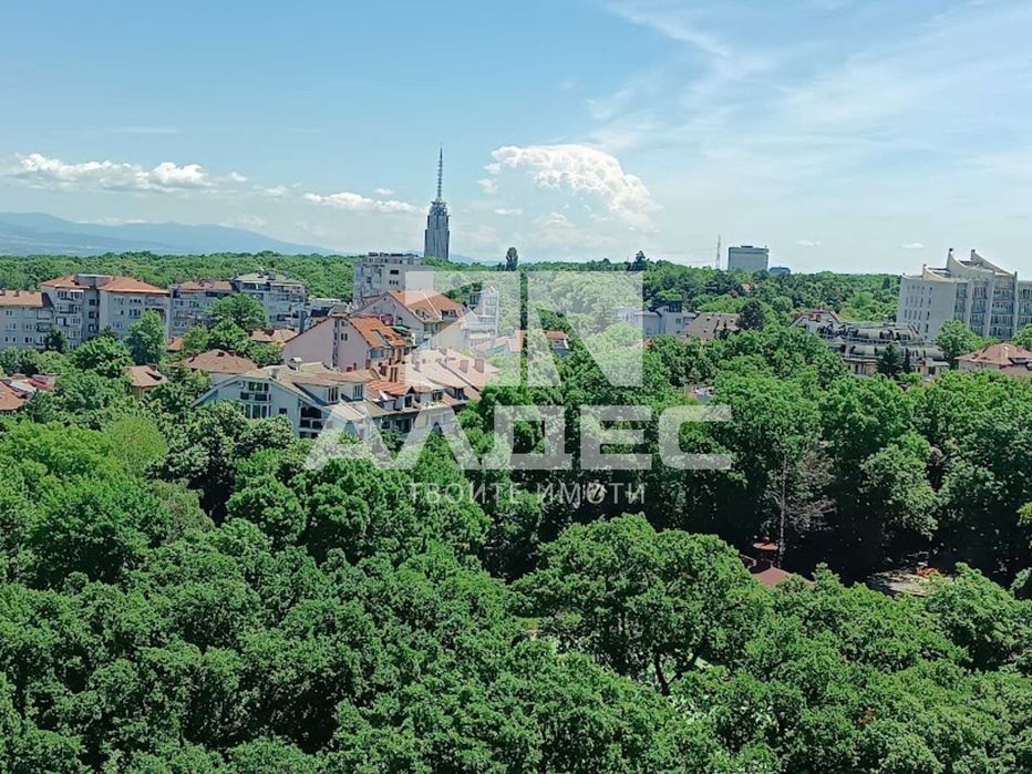 Продава се панорамен двустаен ап. в Лозенец!