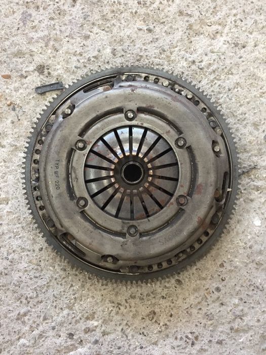 Vw golf 6 1.2tfsi  съединител комплект