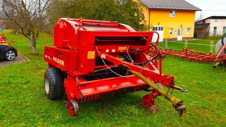 Presa balotiera Welger RP 12 an 2015 balot 120 x 120 Ata Plasa Tocator