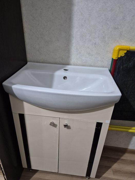 Раковина для ванной