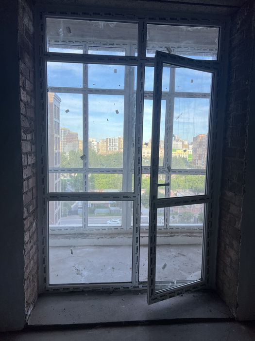 Продам витражное стекло,перегородка новоя
