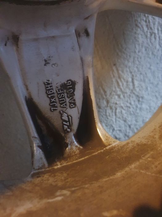 Roata rezerva cu Anvelopa Bridgestone 215/55 ZR16 (97W)