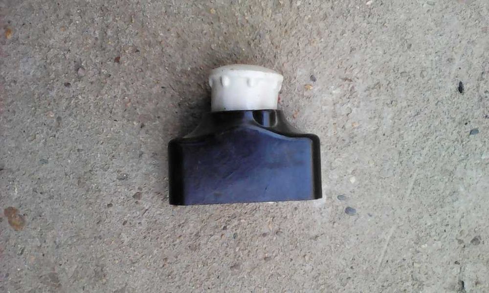 Кутия за бушон с капачка - 500 вата / 63 ампера