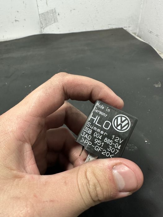 Releu 36 Volkswagen Vw Golf 4 Golf 3 T4 2.5 TDI 3A0951307