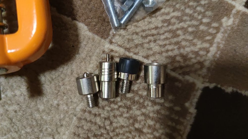 Пресс установщик для кнопок