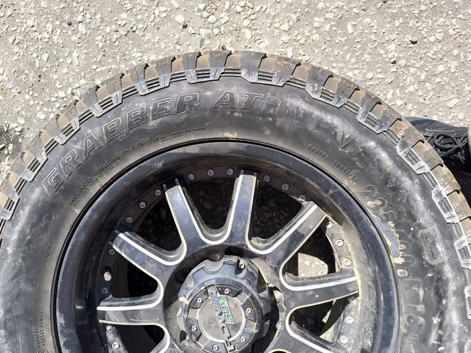 Продаю колеса торг