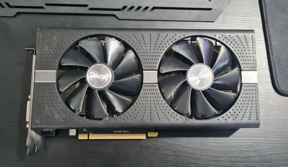 Placa video AMD SHAPHIRE RX 580 4GB sau 8GB 256BITI