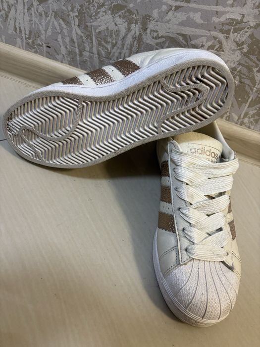 Маратонки Adidas