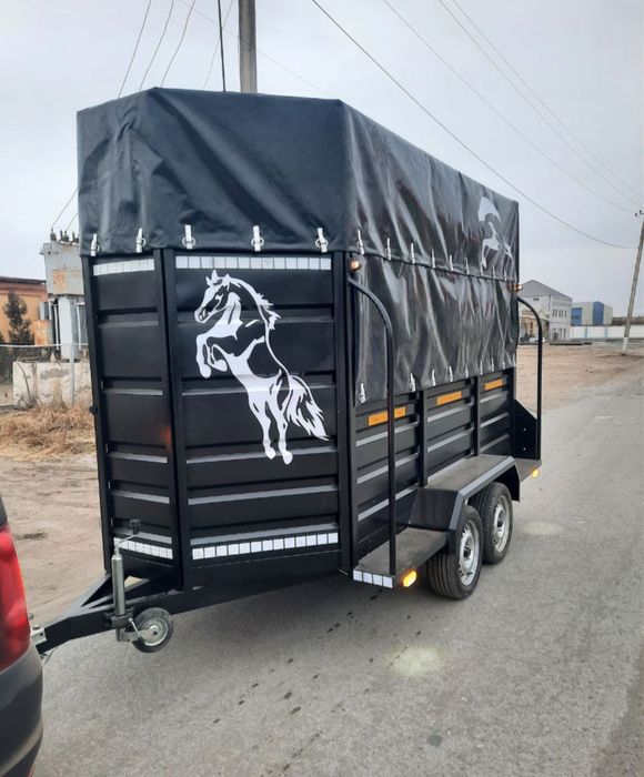 Коневозка прицеп Titan Trailer