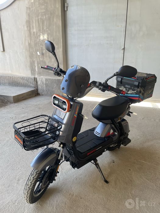 Продаётся Bonvi demansh skuter 6903