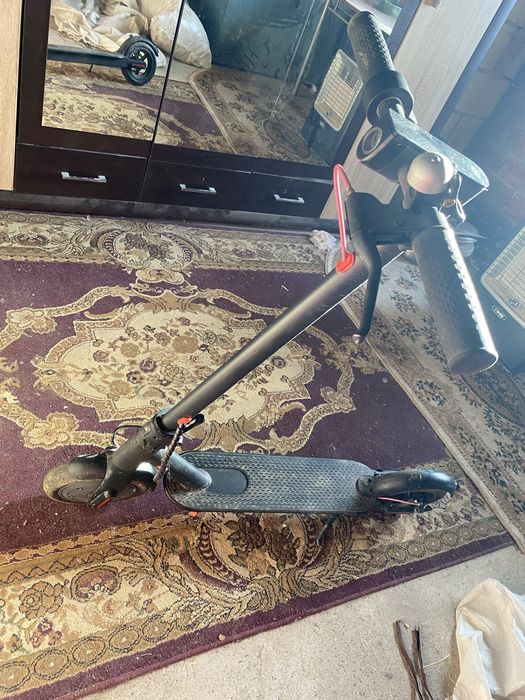 Trotinetă electrică