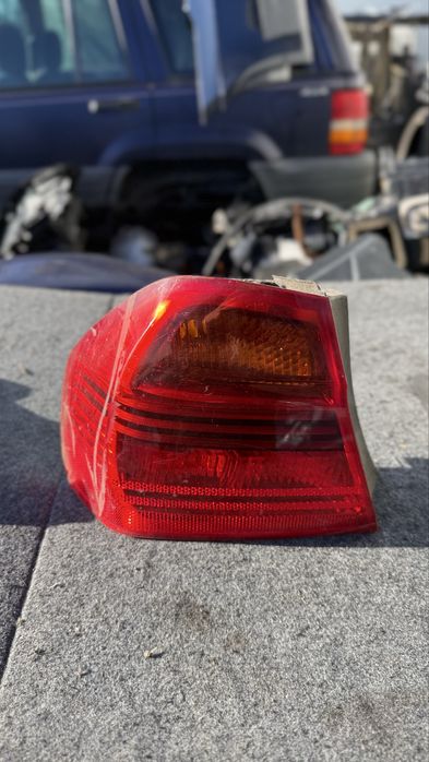 Ляв външен Стоп за БМВ 3 Серия Е90