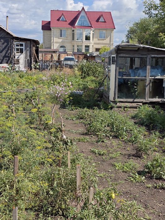 Продам дом с большим участком