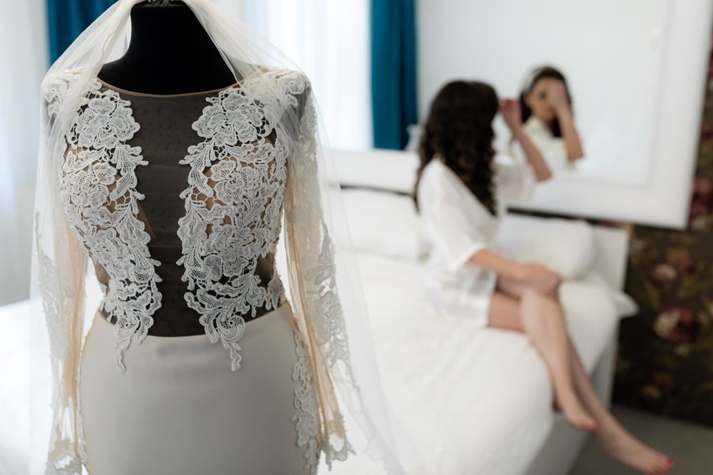 Vând rochie de mireasa + voal de 3M CADOU