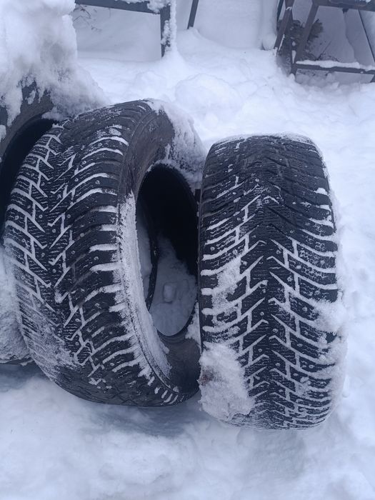 Продам зимнию резину