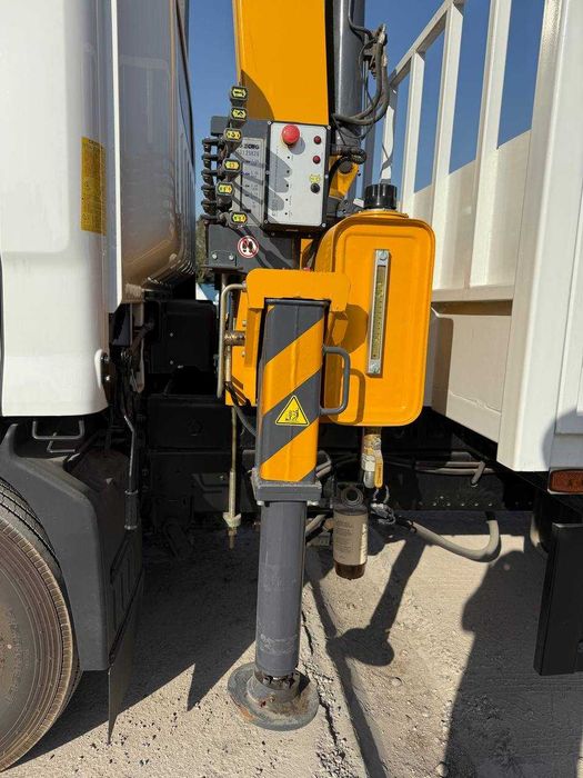 Кран-манипулятор 3т HYUNDAI EX8